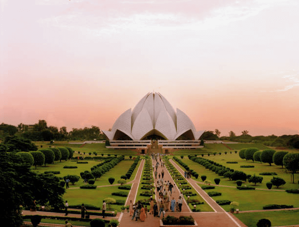 Delhi: A Combination of History and Modernity